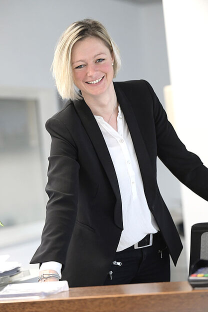 Elfi Allendorf, Service Assistentin Elfi Allendorf, Service Assistentin